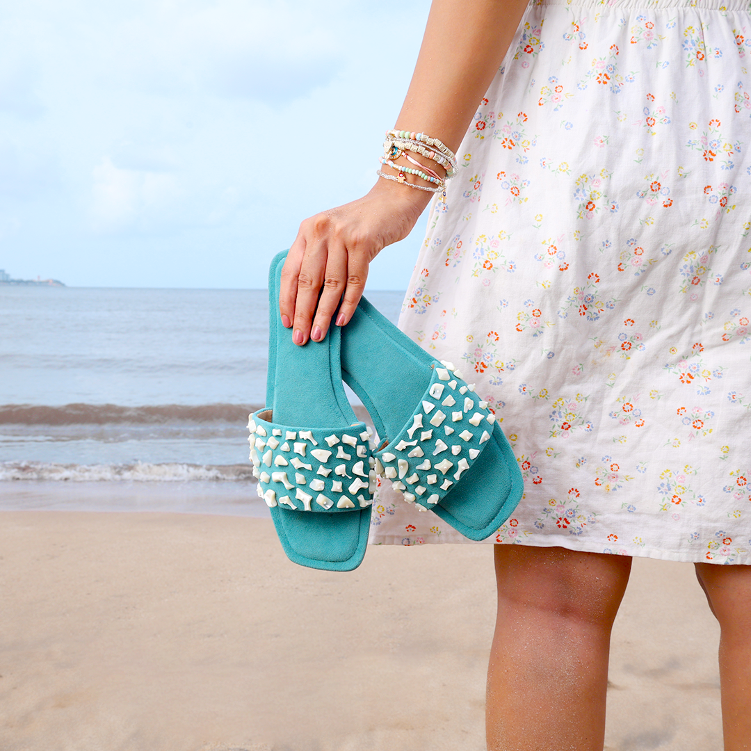 Turquoise Sea Shell